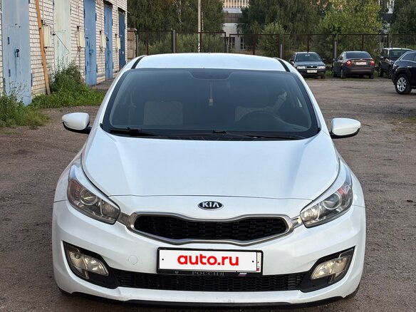 2013 Kia Ceed II, белый, 950000 рублей - вид 1