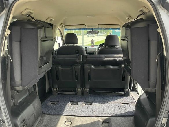 2009 Honda Freed I, серый, 735000 рублей - вид 7