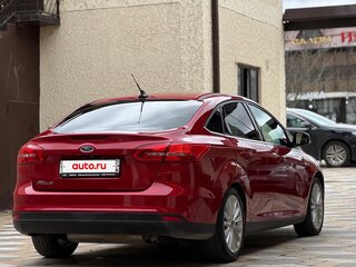 2018 Ford Focus III Рестайлинг, красный, 1650000 рублей, вид 5