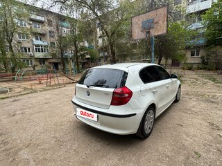 2008 BMW 1 серии 116i I (E81/E82/E87/E88) Рестайлинг, белый, 710000 рублей, вид 4