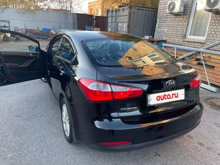 2014 Kia Cerato III, чёрный, 1100000 рублей, вид 4