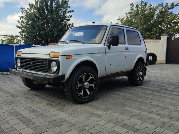 2002 Lada (ВАЗ) 2121 (4x4) I Рестайлинг, белый