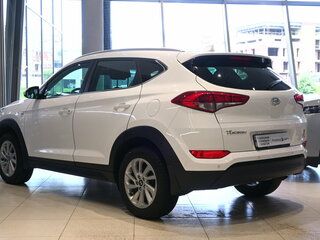 2018 Hyundai Tucson III, белый, 1995000 рублей, вид 4