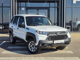 2021 Lada (ВАЗ) Niva Travel I, белый, 910000 рублей, вид 3