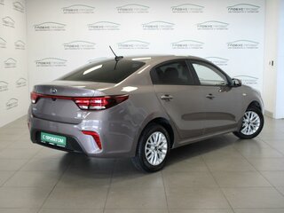 2020 Kia Rio IV, коричневый, 1299000 рублей, вид 2