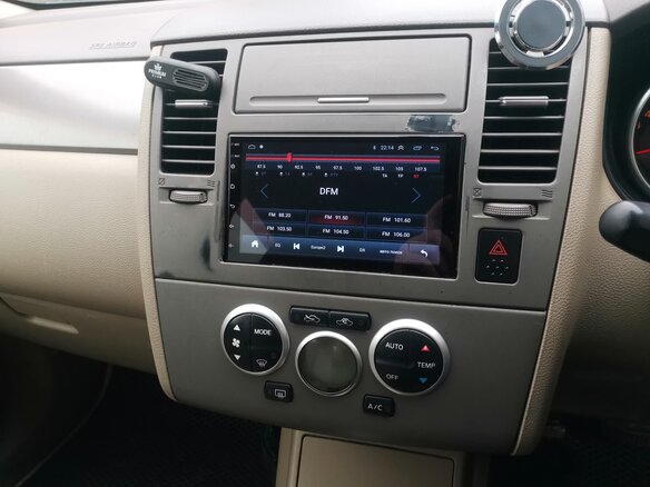 2004 Nissan Tiida I, серый, 390000 рублей - вид 7