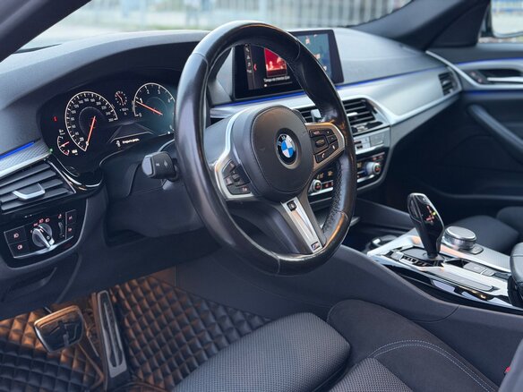 2019 BMW 5 серии 520d xDrive VII (G30/G31/G38), серый, 3597000 рублей - вид 21