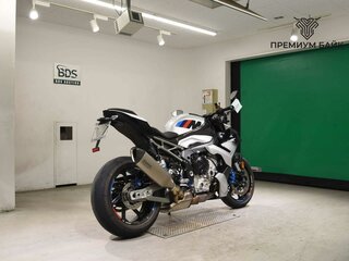 2025 BMW M 1000 R, серебристый, 2899000 рублей, вид 5