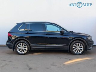 2018 Volkswagen Tiguan II, чёрный, 2119000 рублей, вид 4
