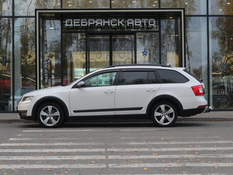 2015 Skoda Octavia Scout III (A7), белый, 1395000 рублей, вид 2