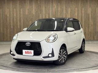 2022 Toyota Passo III Рестайлинг, белый, 902999 рублей, вид 3