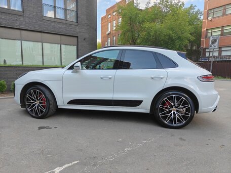 2022 Porsche Macan S I Рестайлинг 2, белый, 8900000 рублей, вид 4