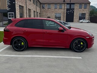 2013 Porsche Cayenne S Diesel II (958), красный, 3500000 рублей, вид 5