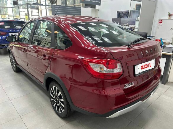 2026 Lada (ВАЗ) Granta Active Cross I Рестайлинг, красный, 1411000 рублей - вид 5