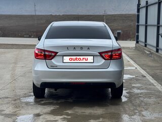 2018 Lada (ВАЗ) Vesta I, серебристый, 780000 рублей, вид 3