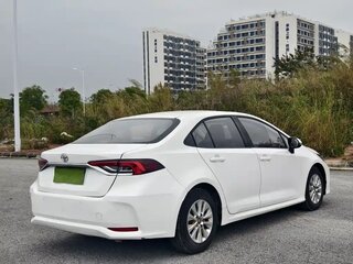 2022 Toyota Corolla XII (E210), белый, 1387000 рублей, вид 5