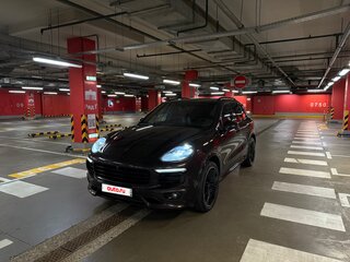 2018 Porsche Cayenne Diesel II Рестайлинг (958), коричневый, 4500000 рублей, вид 1