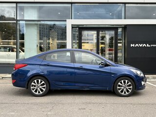 2014 Hyundai Solaris I Рестайлинг, синий, 899000 рублей, вид 4