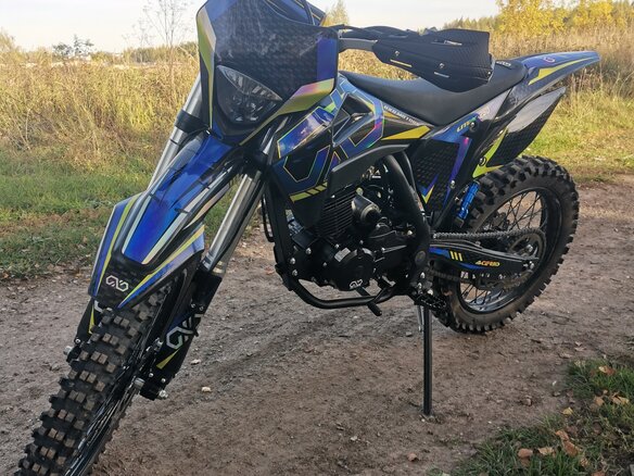 2025 Oxo Lite, синий, 130000 рублей