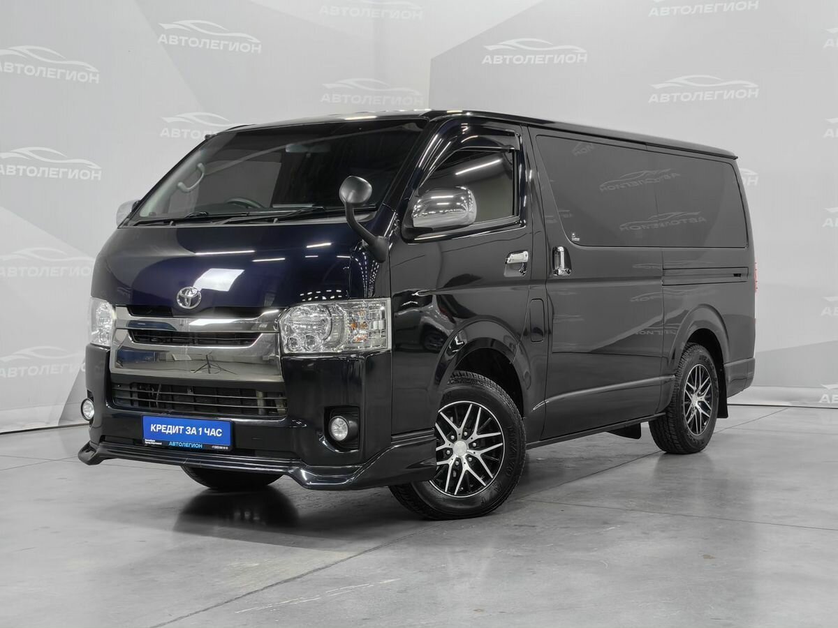 Открыть фотографии: Toyota HiAce H200 Рестайлинг