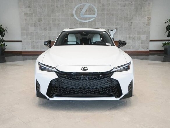 2026 Lexus IS 350 III Рестайлинг 3, белый, 11278914 рублей - вид 1