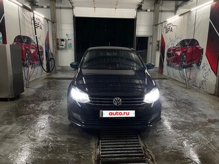 2016 Volkswagen Polo V Рестайлинг, чёрный, 1000000 рублей, вид 2