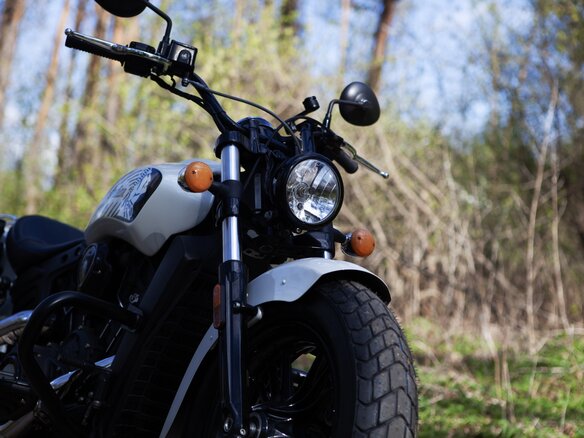 2016 Indian Scout, белый, 650000 рублей - вид 1