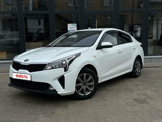 2020 Kia Rio IV Рестайлинг, белый, 1299000 рублей, вид 1