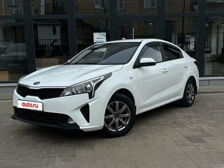 2020 Kia Rio IV Рестайлинг, белый, 1299000 рублей, вид 1