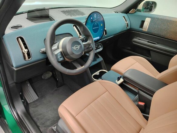 2026 Mini Countryman S III, зелёный, 6590000 рублей - вид 8