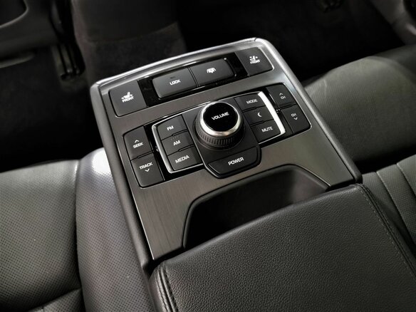 2019 Genesis G80 I, чёрный, 1995000 рублей - вид 19
