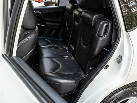 2010 Toyota RAV4 III (XA30), белый - вид 8
