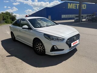 2017 Hyundai Sonata VII (LF) Рестайлинг, белый, 1300000 рублей, вид 2