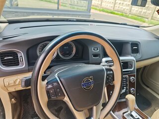 2011 Volvo S60 II, золотистый, 1070000 рублей, вид 4