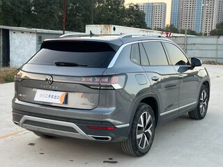 2022 Volkswagen Tayron I Рестайлинг, серебристый, 1735000 рублей, вид 4
