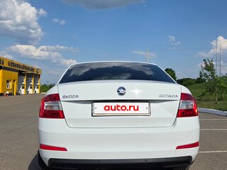 2016 Skoda Octavia III (A7), белый, 1500000 рублей, вид 5
