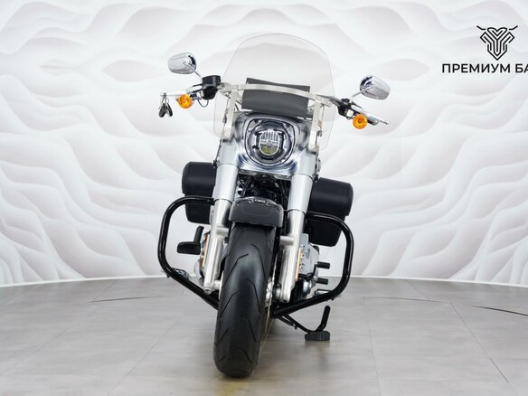2018 Harley-Davidson Fat Boy, чёрный, 1847000 рублей - вид 3