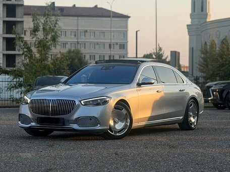 2021 Mercedes-Benz Maybach S-Класс 580 II (Z223), серый, 12000000 рублей, вид 1
