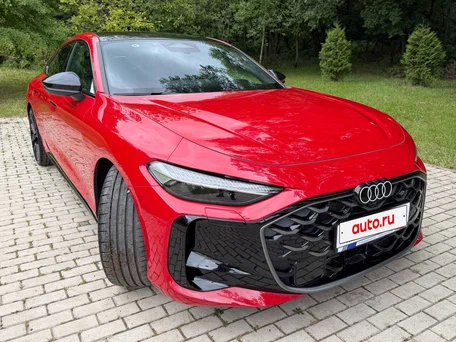 2025 Audi A5 L Sportback III (B10), красный, 5817000 рублей, вид 3