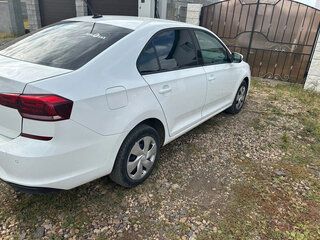 2021 Volkswagen Polo VI, белый, 1550000 рублей, вид 2