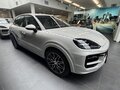 2025 Porsche Cayenne III Рестайлинг, серый - вид 3