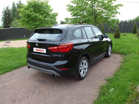 2015 BMW X1 20i xDrive II (F48), чёрный, 1900000 рублей, вид 4