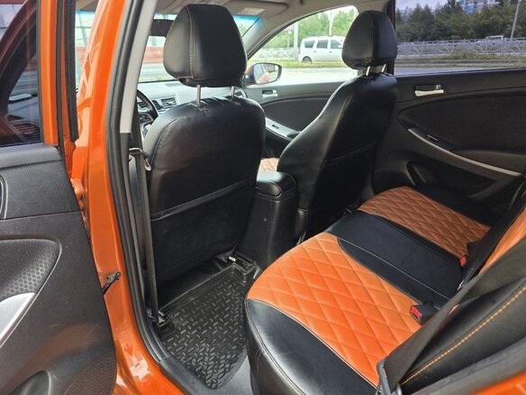 2015 Hyundai Solaris I Рестайлинг, оранжевый, 1201000 рублей - вид 9