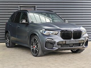 2021 BMW X5 M50i IV (G05/G18), серый, 8290000 рублей, вид 5