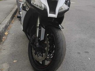 2013 Kawasaki ZX-10R Ninja, белый, 800000 рублей, вид 2