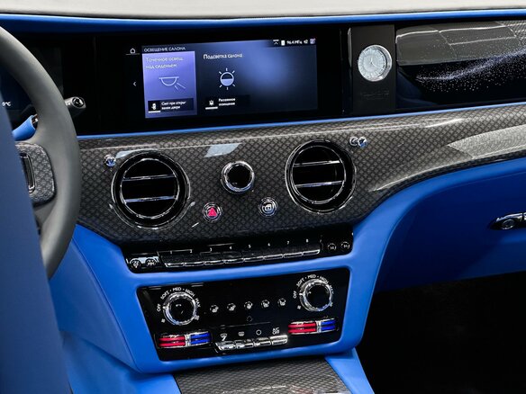 2026 Rolls-Royce Spectre Black Badge I Рестайлинг (Series II), чёрный, 74000000 рублей - вид 25