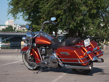 2003 Harley-Davidson Road King, оранжевый, 700000 рублей, вид 4