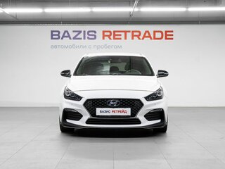 2019 Hyundai i30 N Line III Рестайлинг, белый, 2100000 рублей, вид 2