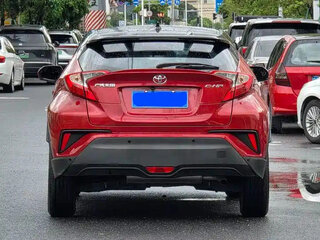 2022 Toyota C-HR I Рестайлинг, красный, 1690500 рублей, вид 4