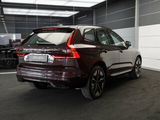 2026 Volvo XC60 II Рестайлинг 2, коричневый, 8600000 рублей, вид 4